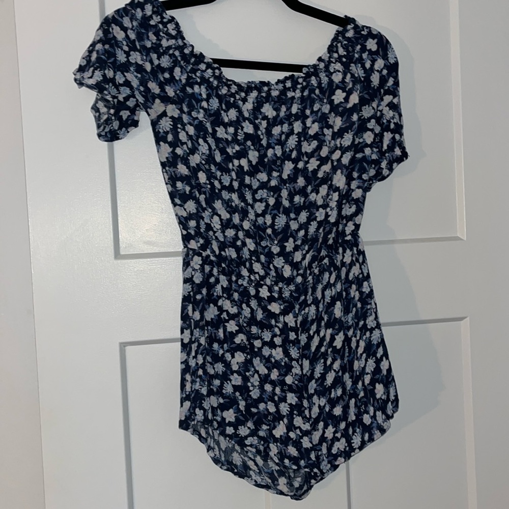 Aeropostale Floral Romper, size small, color: Navy Blue with flowers